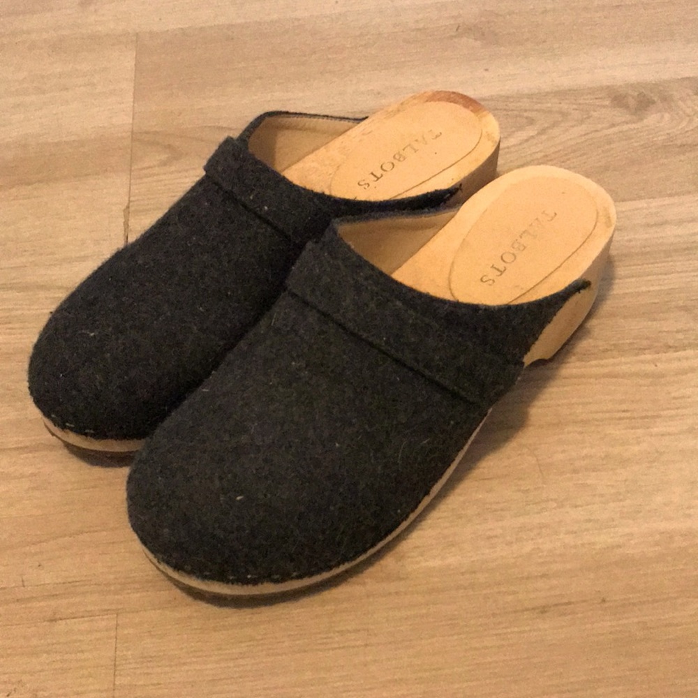 Talbots Clogs